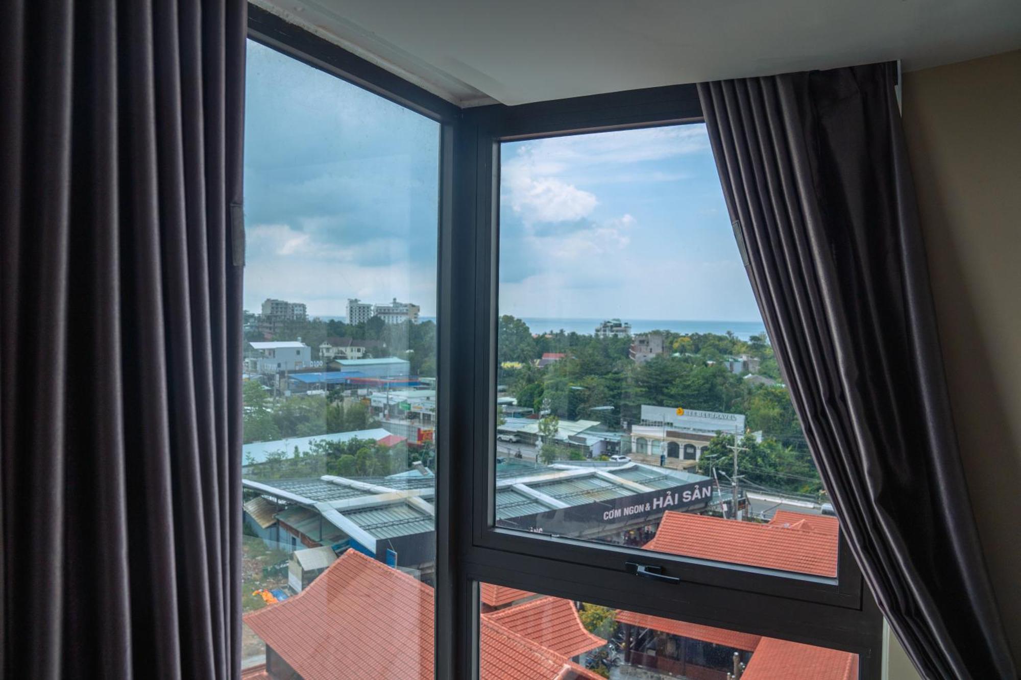 Golden Daisy Hotel Phu Quoc Bagian luar foto