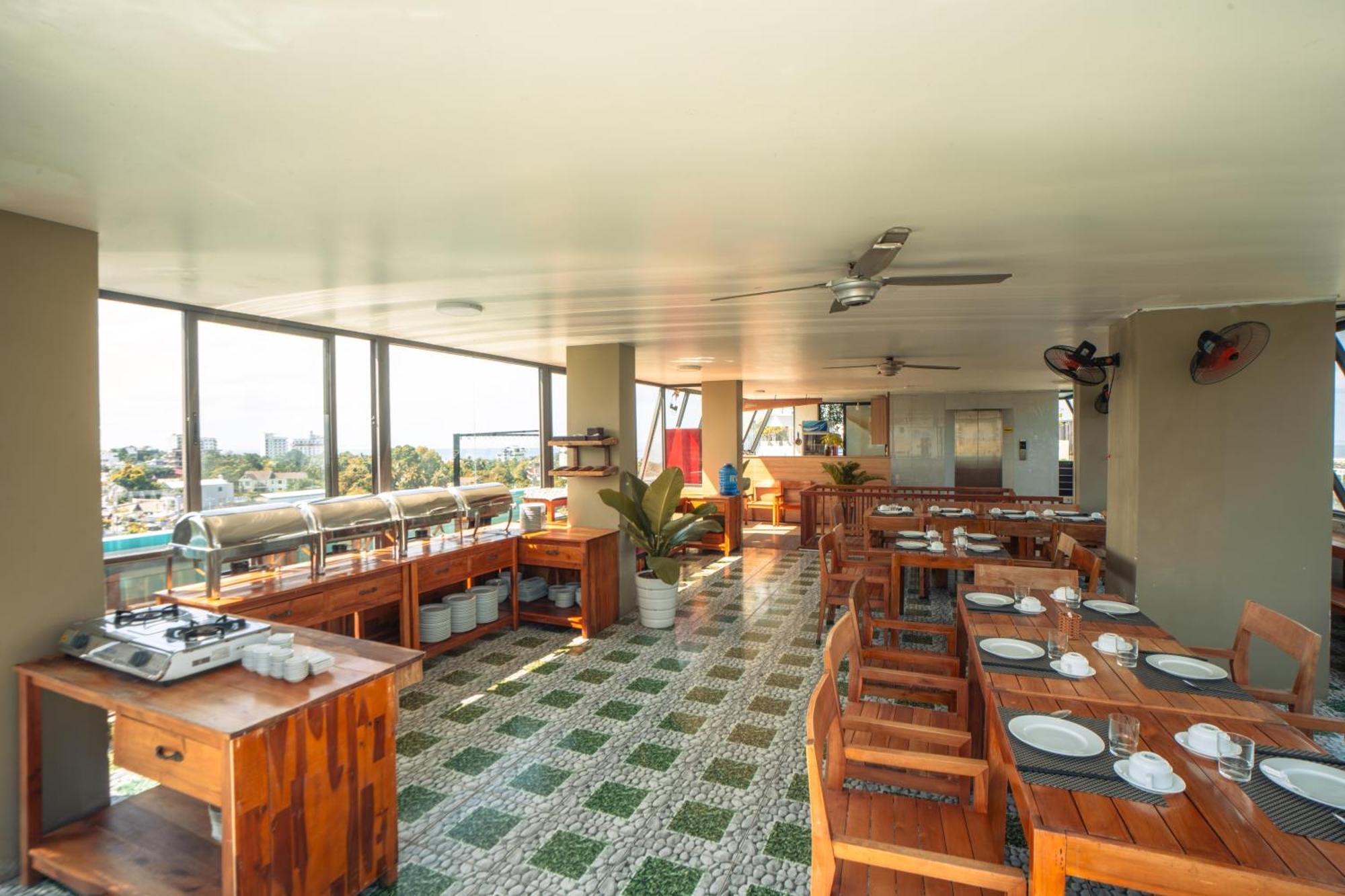 Golden Daisy Hotel Phu Quoc Bagian luar foto