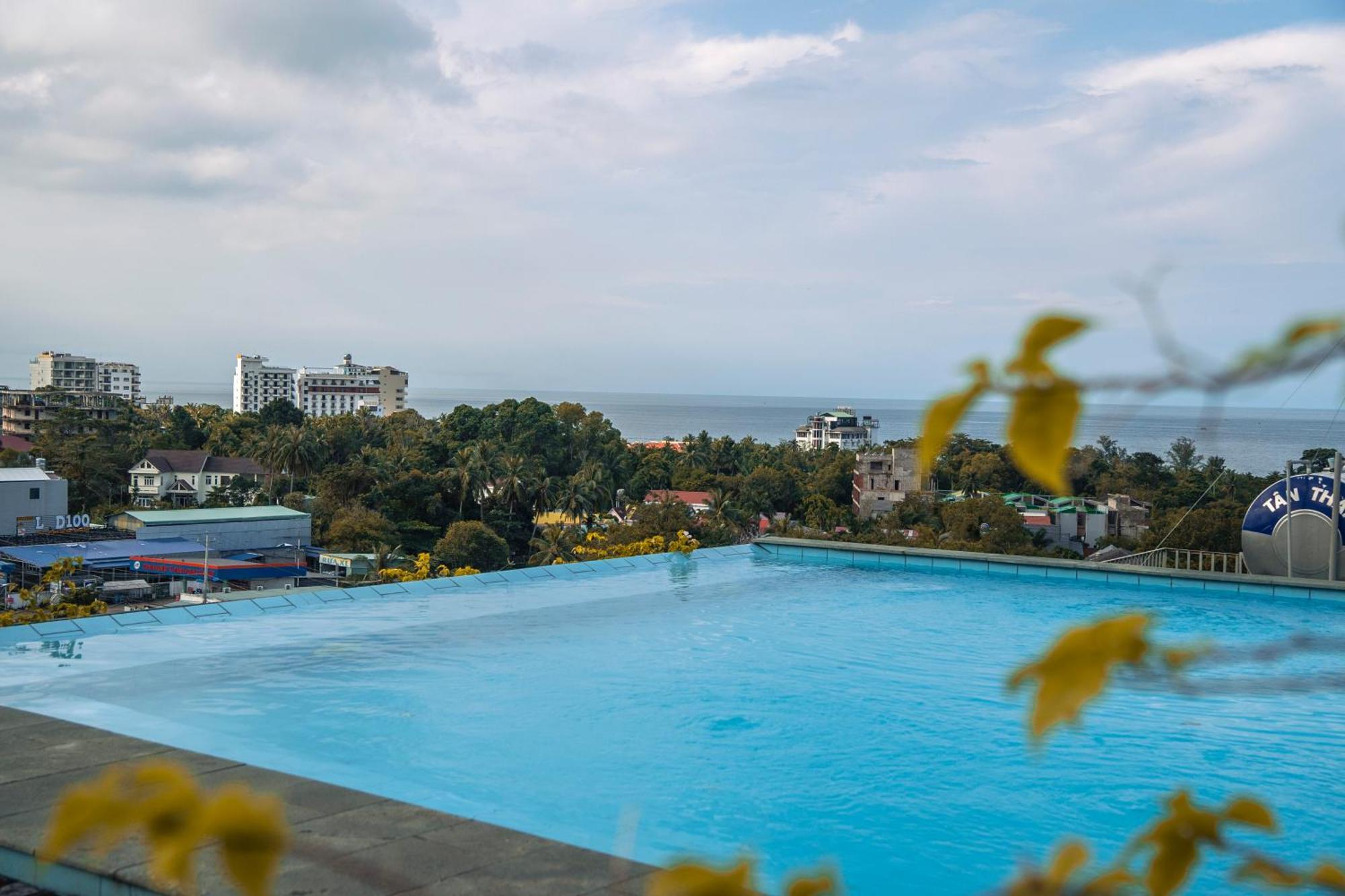 Golden Daisy Hotel Phu Quoc Bagian luar foto