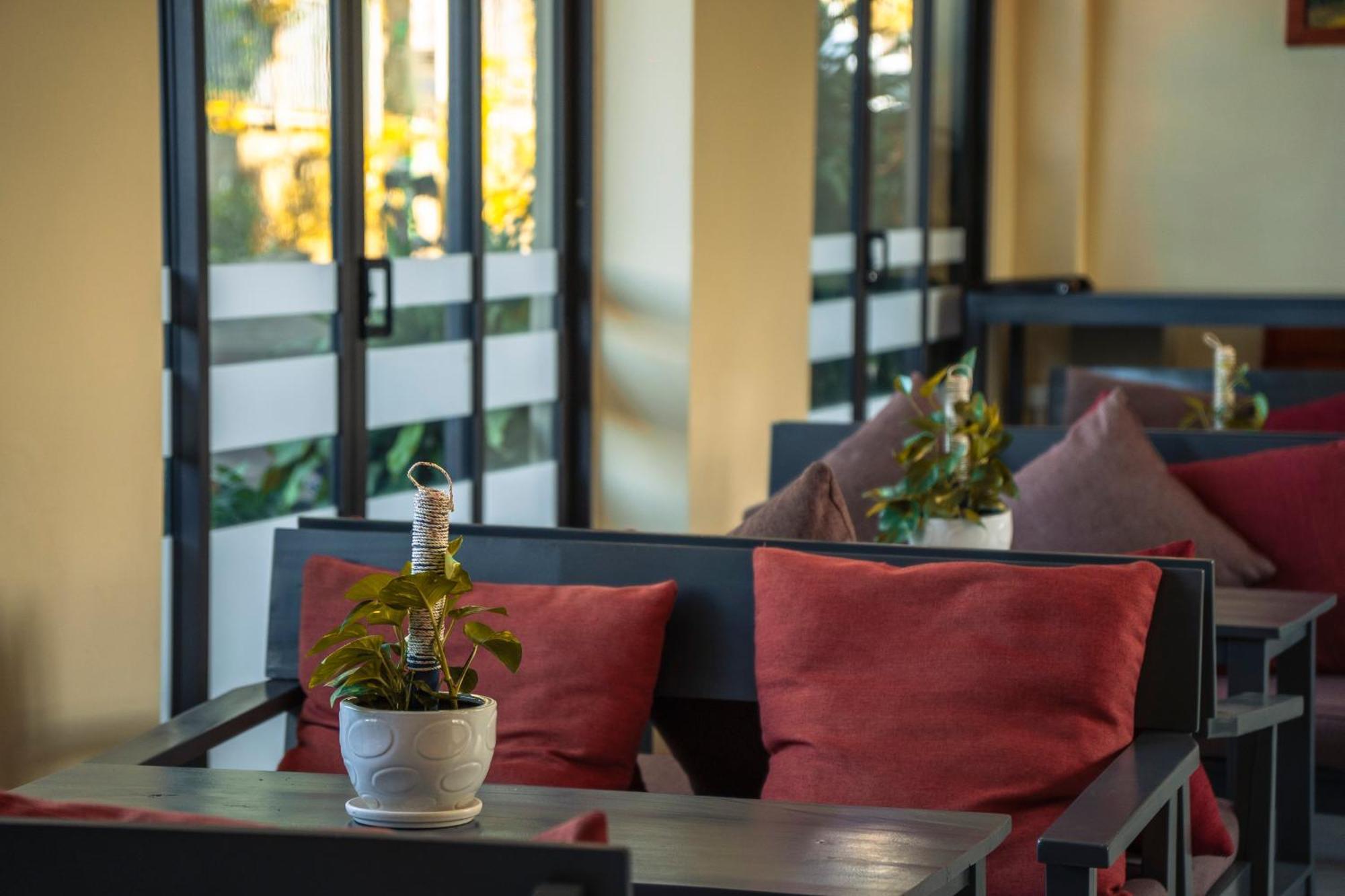 Golden Daisy Hotel Phu Quoc Bagian luar foto