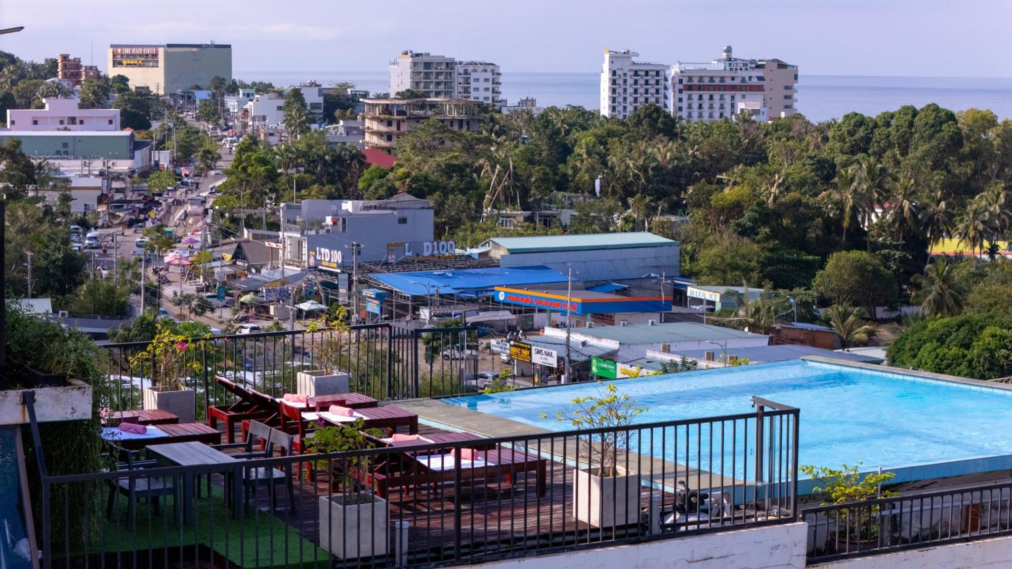 Golden Daisy Hotel Phu Quoc Bagian luar foto